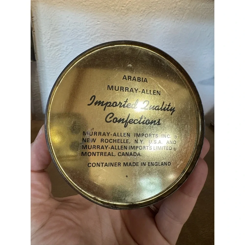 Vintage Murray-Allen Arabia Imported Quality Confections Tin Container‎